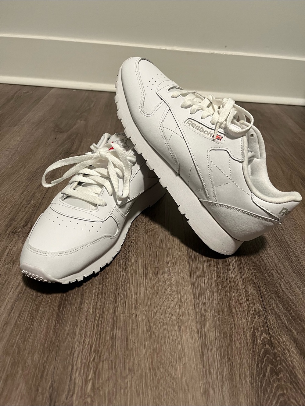 Reebok Men’s Classic Leather Sneakers